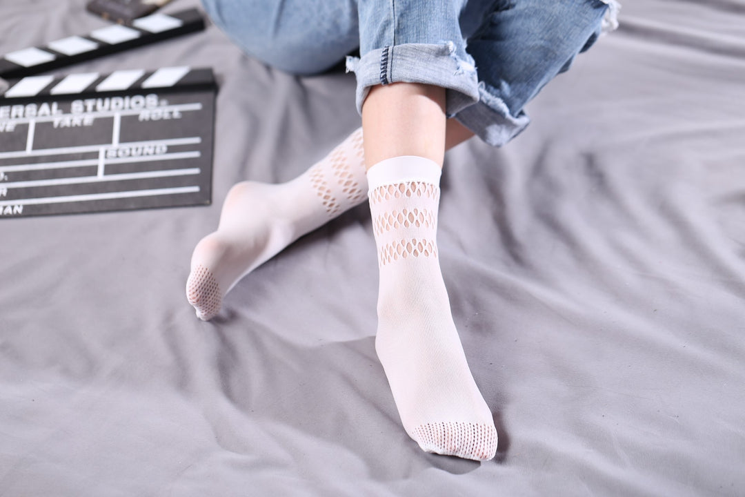 Ankle High Stockings D-2525-White